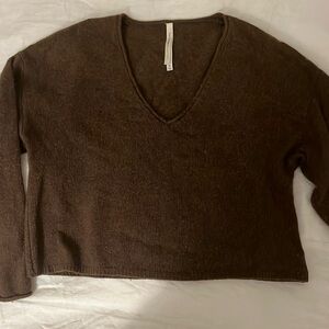 Babaton the group cashmere v/neck cashmere